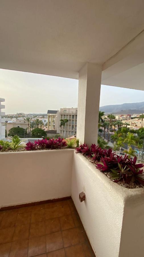 Cozy Apartment Close To Fanabe Beach, Tenerife Costa Adeje  Luaran gambar